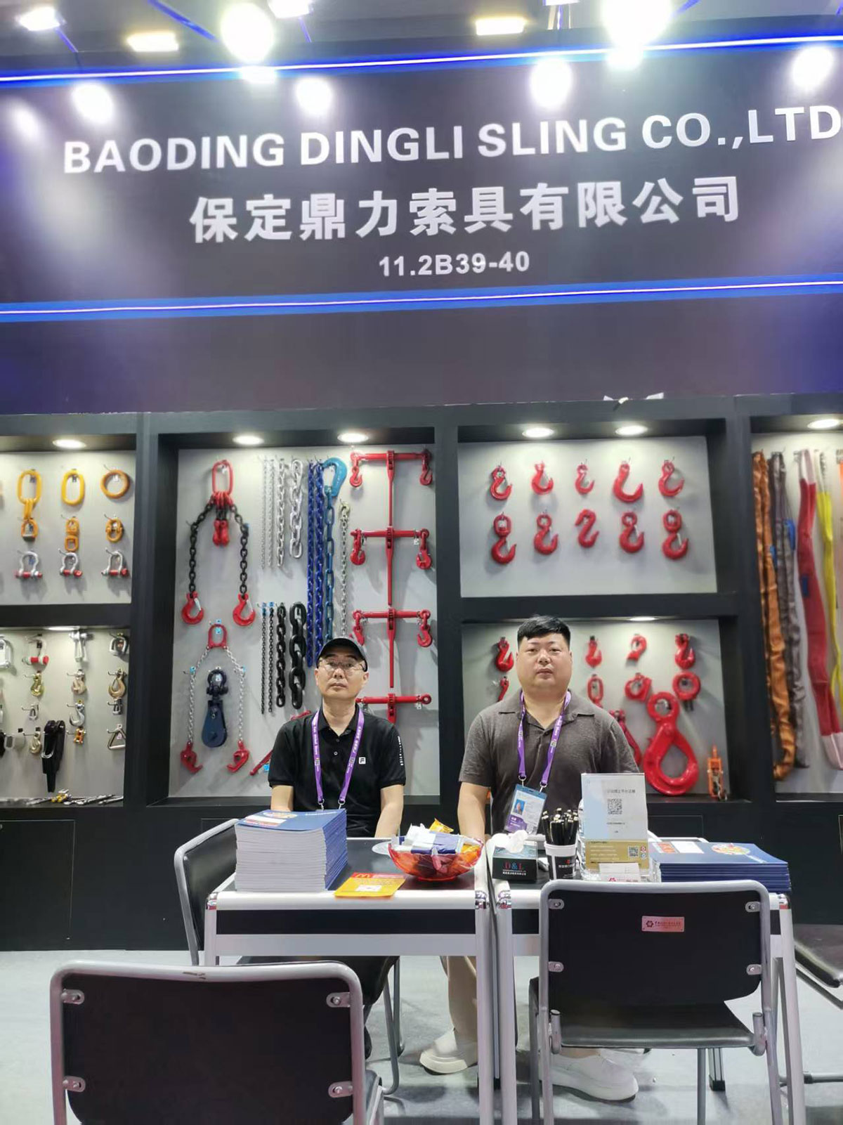 33f9f217aefd54a7ab1d1e05b89d2bda